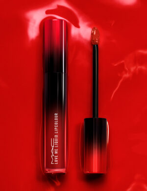 M.A.C LOVE ME Rouge à lèvres liquide DEIFY ME 481
